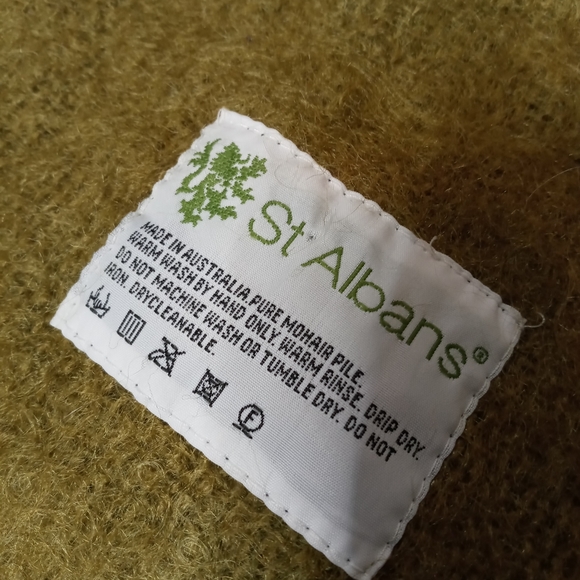 St. Albans mohair throw - Picture 2 of 5